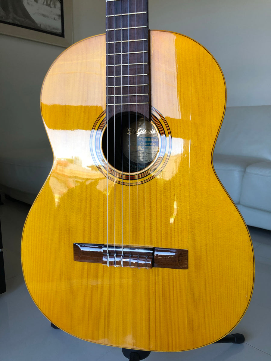 Classical Guitars – Tagged 