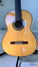 Load image into Gallery viewer, Yamaha GC-5M Premium Classical Guitar made in Handmade in Japan in 1975