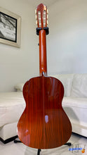 Load image into Gallery viewer, Yamaha GC-5M Premium Classical Guitar made in Handmade in Japan in 1975
