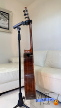 Load image into Gallery viewer, Masaru Matano Clase 400 (1970) Classical Guitar – A Harmonious Revival