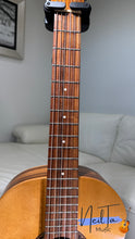 Load image into Gallery viewer, Giannini GWNE20 Classical Guitar Made in Brazil (1993)