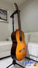 Load image into Gallery viewer, Kurosawa No.2 Custom Handmade Classical Guitar (Early 1970s)