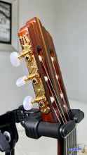 Load image into Gallery viewer, Shinano No.53 Classical Guitar from Mid 1960s