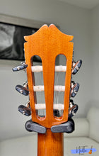 Load image into Gallery viewer, Morris No.10 (1971) Handmade Classical Guitar