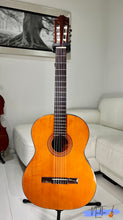 Load image into Gallery viewer, Morris No.10 (1971) Handmade Classical Guitar