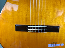 Load image into Gallery viewer, Zen-On Classical Guitar Model No. 85 (1966)