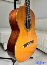 Load image into Gallery viewer, Yamaha C-300 (1970) Classical Guitar