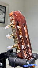 Load image into Gallery viewer, Yamaha C-330S (1971) Electric Classical Guitar