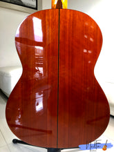 Load image into Gallery viewer, RYOJI MATSUOKA M20 CLASSICAL GUITAR