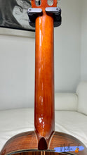 Load image into Gallery viewer, Yamaha C-330S (1971) Electric Classical Guitar