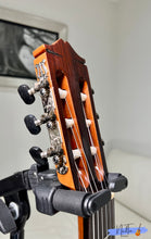 Load image into Gallery viewer, Morris No.10 (1971) Handmade Classical Guitar