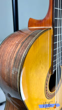 Load image into Gallery viewer, Yamaha C-330S (1971) Electric Classical Guitar