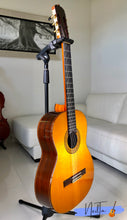 Load image into Gallery viewer, Masao Koga 400 Handmade Classical Concert Guitar 1974