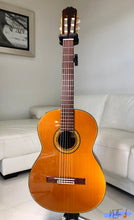 Load image into Gallery viewer, TAKAMINE NO.5 Classical Guitar (1990)