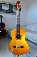 Load image into Gallery viewer, Ryoji Matsuoka M50 Handmade Classical Guitar (1981)