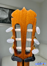 Load image into Gallery viewer, Ryoji Matsuoka no.12 (1972) Classical Guitar
