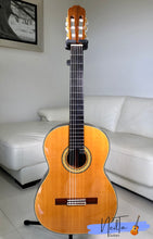 Load image into Gallery viewer, TAKAMINE NO.8 CLASSICAL GUITAR (1999)