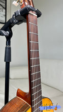 Load image into Gallery viewer, Yamaha C-330S (1971) Electric Classical Guitar