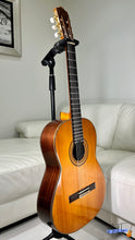 Load image into Gallery viewer, Eichi Kodaira Ecole E300 Concert Classical Guitar