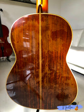 Load image into Gallery viewer, Eichi Kodaira Luthier model E500 Concert Classical Guitar 1974