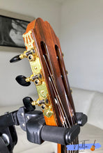 Load image into Gallery viewer, Eichi Kodaira Luthier model E500 Concert Classical Guitar 1974