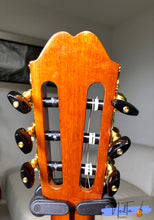 Load image into Gallery viewer, Eichi Kodaira Luthier model E500 Concert Classical Guitar 1974
