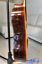 Load image into Gallery viewer, Ryoji Matsuoka M50 Handmade Classical Guitar (1981)
