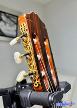 Load image into Gallery viewer, Fernandes GC-20 Grand Concert Classical Guitar