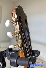 Load image into Gallery viewer, Shinano SC-25 Handmade Concert Classical Guitar