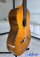 Load image into Gallery viewer, Shinano SC-25 Handmade Concert Classical Guitar