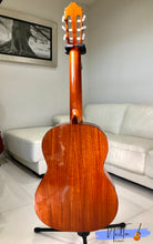 Load image into Gallery viewer, Kawai G-180 Hand Made Classical Guitar