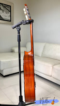 Load image into Gallery viewer, Kawai G-180 Hand Made Classical Guitar