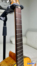 Load image into Gallery viewer, Kodaira AST-30 Artist Series Classical Guitar (1983)