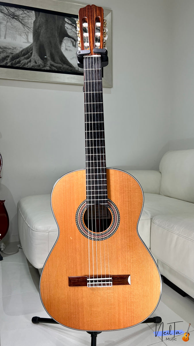 Kodaira AST-70 Artist Model Classical Guitar (Custom)