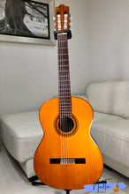 Load image into Gallery viewer, Morris M-25 Classsical Guitar 1978