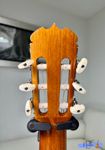 Load image into Gallery viewer, Ryoji Matsuoka M25 (1977) Classical Guitar