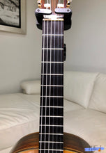 Load image into Gallery viewer, Ryoji Matsuoka M30 Handmade Classical Guitar (1978)