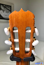 Load image into Gallery viewer, Ryoji Matsuoka M30 Handmade Classical Guitar (1978)