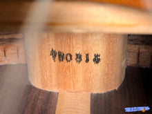 Load image into Gallery viewer, Ryoji Matsuoka M30 Handmade Classical Guitar (1978)