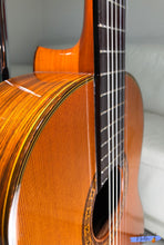 Load image into Gallery viewer, Ryoji Matsuoka M30 Handmade Classical Guitar (1983)