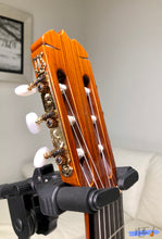 Load image into Gallery viewer, Ryoji Matsuoka M30 Handmade Classical Guitar (1983)
