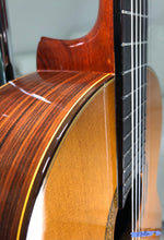 Load image into Gallery viewer, Ryoji Matsuoka M30 Handmade Classical Guitar (1986)