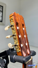 Load image into Gallery viewer, Ryoji Matsuoka No.100 (1963) Classical Guitar