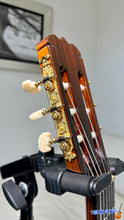 Load image into Gallery viewer, Ryoji Matsuoka No.1 (1963) Hand-made Concert Classical Guitar