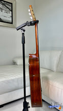 Load image into Gallery viewer, Takamine No.20 Classical Guitar (1980)