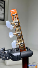 Load image into Gallery viewer, TAKAMINE NO.5 CLASSICAL GUITAR (1988)