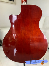 Load image into Gallery viewer, YAMAHA APX500 NYLON SEMI-ACOUSTIC GUITAR