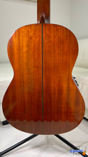 Load image into Gallery viewer, Yamaha C-200 Electric Classical Guitar (Feb 1977)