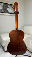 Load image into Gallery viewer, Yamaha C-250A Classical Guitar Enhanced (1973)