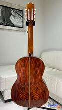 Load image into Gallery viewer, Yamaha C-250 Classical Guitar (1970)